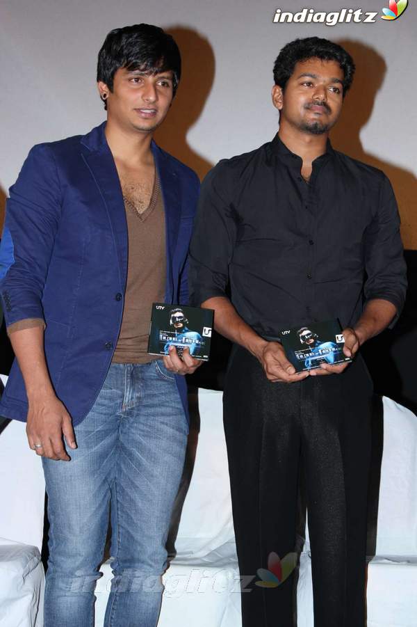 Vijay - Puneet Unveil 'Mugamoodi' Audio